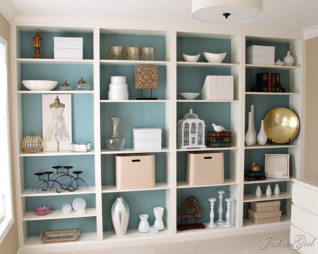 Built in Bookcase Decorating Ideas